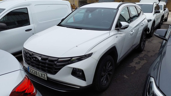 Hyundai Tucson 1.6 CRDI 48V Maxx 100 kW (136 CV) Vehículo usado en Madrid Hyundai Tucson 1.6 CRDI 48V Maxx 100 kW (136 CV) Vehículo usado en Madrid