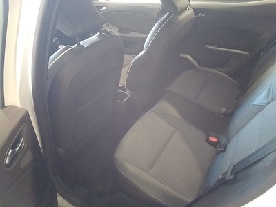 Renault Clio Zen Blue dCi 63 kW (85 CV) 15 Renault Clio Zen Blue dCi 63 kW (85 CV) 15