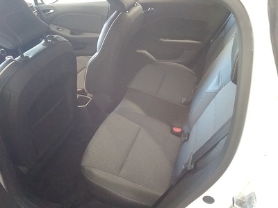 Renault Clio Zen Blue dCi 63 kW (85 CV) 14 Renault Clio Zen Blue dCi 63 kW (85 CV) 14