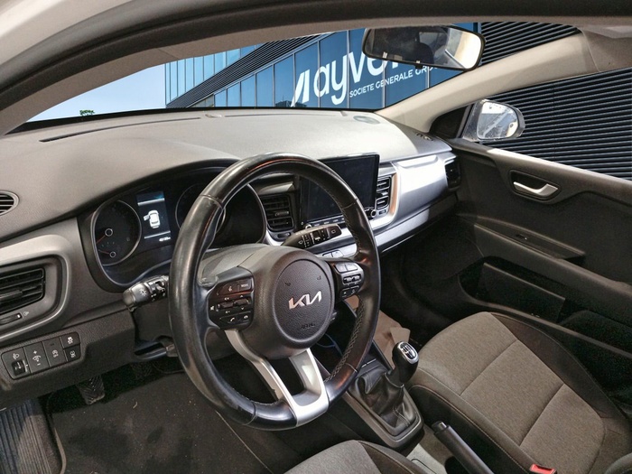 Kia Stonic 1.0 T-GDi MHEV iMT Concept 74 kW (100 CV) Vehículo usado en Madrid Kia Stonic 1.0 T-GDi MHEV iMT Concept 74 kW (100 CV) Vehículo usado en Madrid