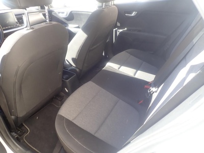 Kia Stonic 1.0 T-GDi MHEV iMT Concept 74 kW (100 CV) 14 Kia Stonic 1.0 T-GDi MHEV iMT Concept 74 kW (100 CV) 14