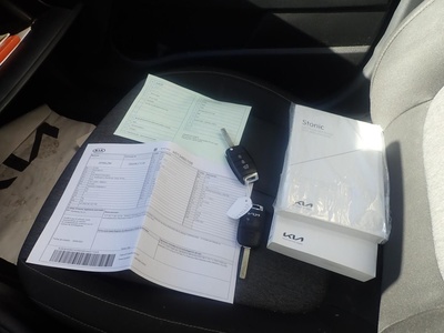 Kia Stonic 1.0 T-GDi MHEV iMT Concept 74 kW (100 CV) 9 Kia Stonic 1.0 T-GDi MHEV iMT Concept 74 kW (100 CV) 9