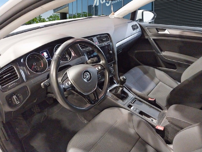 Volkswagen Golf Advance 1.6 TDI 85 kW (115 CV) Vehículo usado en Madrid Volkswagen Golf Advance 1.6 TDI 85 kW (115 CV) Vehículo usado en Madrid