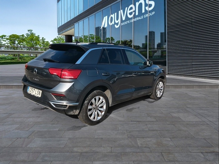 Volkswagen T-Roc Advance 1.5 TSI 110 kW (150 CV) DSG Vehículo usado en Madrid Volkswagen T-Roc Advance 1.5 TSI 110 kW (150 CV) DSG Vehículo usado en Madrid