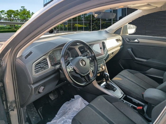 Volkswagen T-Roc Advance 1.5 TSI 110 kW (150 CV) DSG Vehículo usado en Madrid Volkswagen T-Roc Advance 1.5 TSI 110 kW (150 CV) DSG Vehículo usado en Madrid