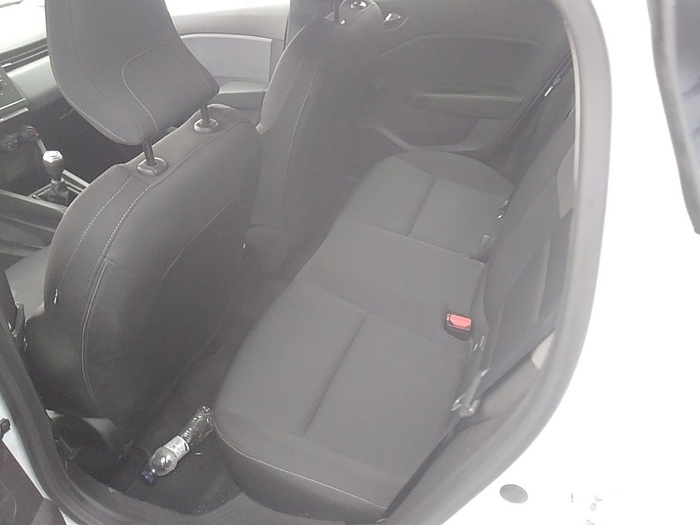 Renault Clio Business Blue dCi 63 kW (85 CV) Vehículo usado en Madrid Renault Clio Business Blue dCi 63 kW (85 CV) Vehículo usado en Madrid