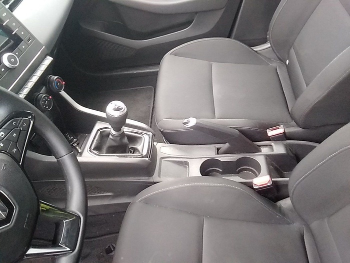 Renault Clio Business Blue dCi 63 kW (85 CV) Vehículo usado en Madrid Renault Clio Business Blue dCi 63 kW (85 CV) Vehículo usado en Madrid