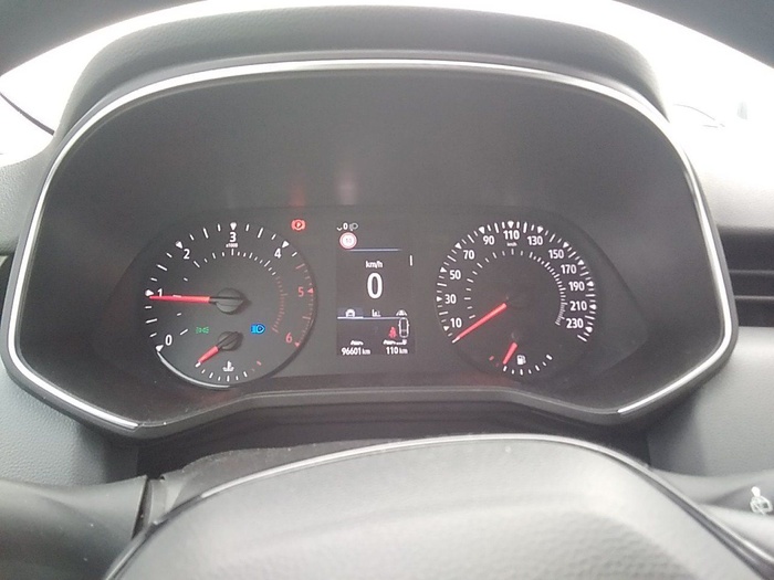 Renault Clio Business Blue dCi 63 kW (85 CV) Vehículo usado en Madrid Renault Clio Business Blue dCi 63 kW (85 CV) Vehículo usado en Madrid