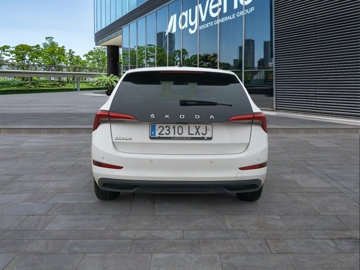 Skoda Scala 1.0 TSI Emotion 70 kW (95 CV) Vehículo usado en Madrid Skoda Scala 1.0 TSI Emotion 70 kW (95 CV) Vehículo usado en Madrid