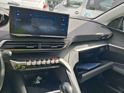 Peugeot 3008 BlueHDi 130 S&S Active Pack 96 kW (130 CV) 14 Peugeot 3008 BlueHDi 130 S&S Active Pack 96 kW (130 CV) 14