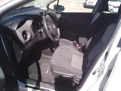 Toyota Yaris 1.5 Active Tech 74 kW (100 CV) 7 Toyota Yaris 1.5 Active Tech 74 kW (100 CV) 7