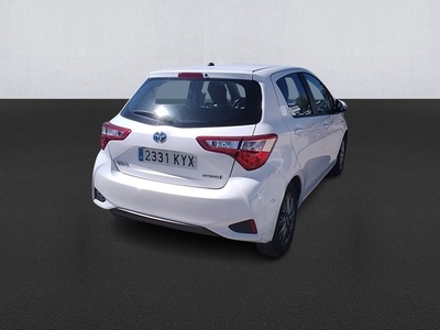 Toyota Yaris 1.5 Active Tech 74 kW (100 CV) 4 Toyota Yaris 1.5 Active Tech 74 kW (100 CV) 4