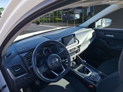 Nissan Qashqai DIG-T 140 mHEV Acenta 4x2 103 kW (140 CV) 7 Nissan Qashqai DIG-T 140 mHEV Acenta 4x2 103 kW (140 CV) 7