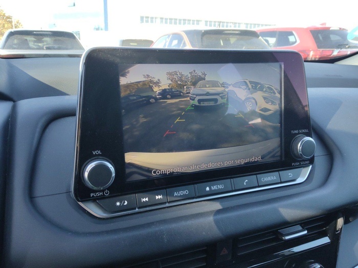 Nissan Qashqai DIG-T 140 mHEV Acenta 4x2 103 kW (140 CV) Vehículo usado en Madrid Nissan Qashqai DIG-T 140 mHEV Acenta 4x2 103 kW (140 CV) Vehículo usado en Madrid