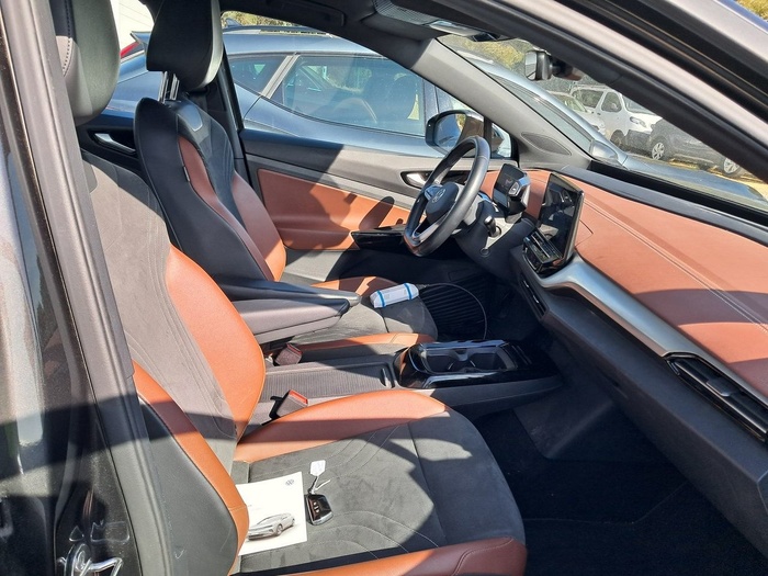 Volkswagen ID.4 Pro 128 kW (174 CV) Vehículo usado en Madrid Volkswagen ID.4 Pro 128 kW (174 CV) Vehículo usado en Madrid