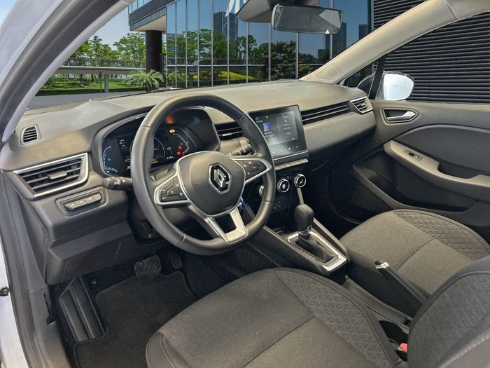 Renault Clio Equilibre E-Tech Híbrido 104 kW (140CV) Vehículo usado en Madrid Renault Clio Equilibre E-Tech Híbrido 104 kW (140CV) Vehículo usado en Madrid