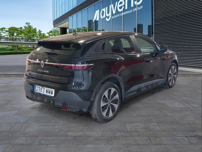 Renault Megane E-Tech Evolution ER EV60 Super Charge 96 kW (130 CV) Vehículo usado en Madrid Renault Megane E-Tech Evolution ER EV60 Super Charge 96 kW (130 CV) Vehículo usado en Madrid