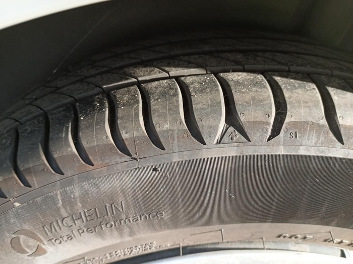 Renault Clio Business SCe 48 kW (65 CV) Vehículo usado en Madrid Renault Clio Business SCe 48 kW (65 CV) Vehículo usado en Madrid