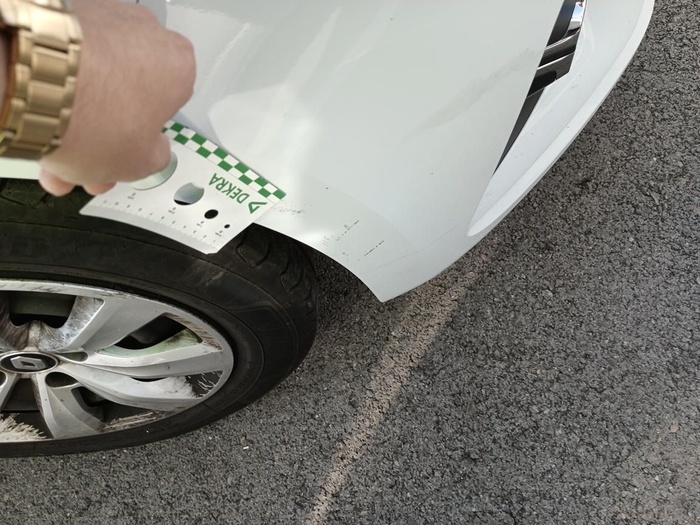 Renault Clio Business SCe 48 kW (65 CV) Vehículo usado en Madrid Renault Clio Business SCe 48 kW (65 CV) Vehículo usado en Madrid