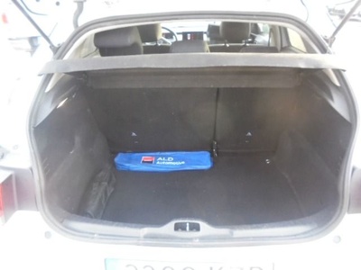 Citroen C4 Cactus BlueHDi 100 S&S Feel 73 kW (99 CV) 8 Citroen C4 Cactus BlueHDi 100 S&S Feel 73 kW (99 CV) 8