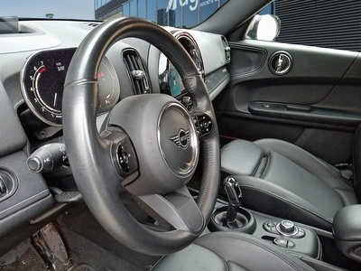 MINI MINI Countryman Cooper 100 kW (136 CV) 7 MINI MINI Countryman Cooper 100 kW (136 CV) 7