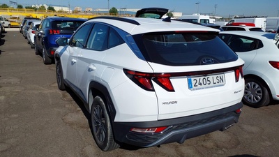 Hyundai Tucson 1.6 TGDI HEV Maxx Auto 169 kW (230 CV) 2 Hyundai Tucson 1.6 TGDI HEV Maxx Auto 169 kW (230 CV) 2