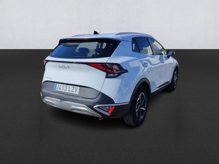 Kia Sportage 1.6 CRDi Business 4x4 100 kW (136 CV) Vehículo usado en Madrid Kia Sportage 1.6 CRDi Business 4x4 100 kW (136 CV) Vehículo usado en Madrid