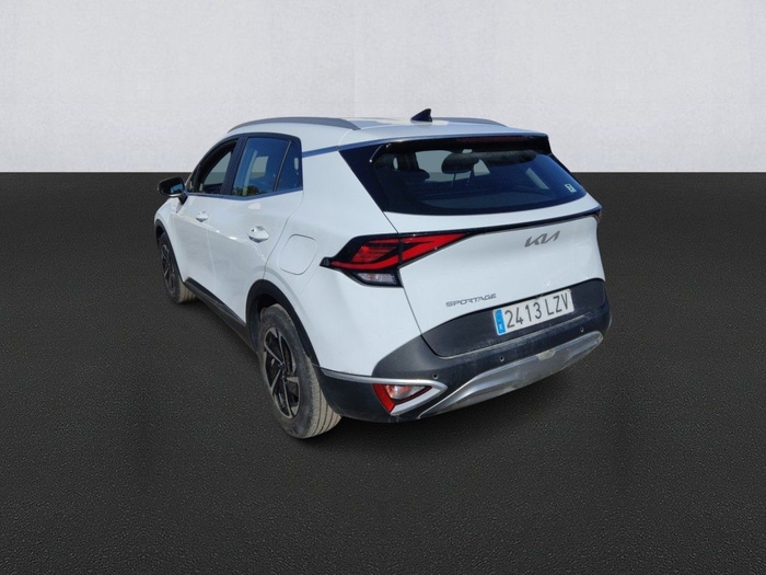 Kia Sportage 1.6 CRDi Business 4x4 100 kW (136 CV) Vehículo usado en Madrid Kia Sportage 1.6 CRDi Business 4x4 100 kW (136 CV) Vehículo usado en Madrid