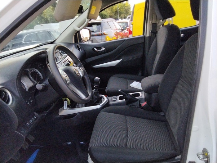 Nissan Navara PickUp 2.3 dCi Doble Cabina 120 kW (163 CV) Vehículo usado en Madrid Nissan Navara PickUp 2.3 dCi Doble Cabina 120 kW (163 CV) Vehículo usado en Madrid