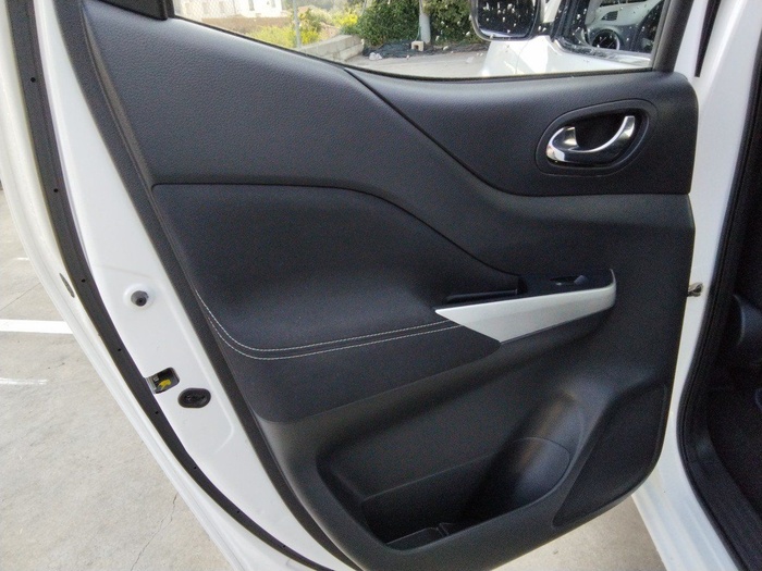 Nissan Navara PickUp 2.3 dCi Doble Cabina 120 kW (163 CV) Vehículo usado en Madrid Nissan Navara PickUp 2.3 dCi Doble Cabina 120 kW (163 CV) Vehículo usado en Madrid