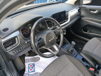 Kia Stonic 1.0 T-GDi MHEV iMT Concept 74 kW (100 CV) 7 Kia Stonic 1.0 T-GDi MHEV iMT Concept 74 kW (100 CV) 7