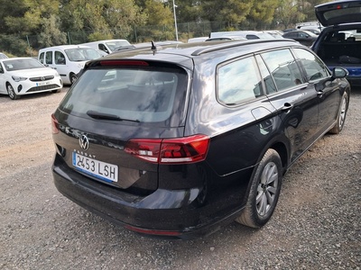 Volkswagen Passat Variant Business 2.0 TDI 90 kW (122 CV) DSG 4 Volkswagen Passat Variant Business 2.0 TDI 90 kW (122 CV) DSG 4
