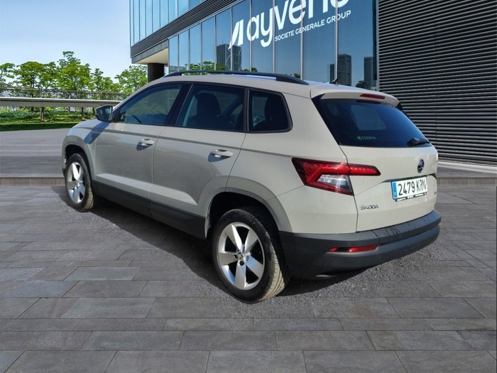 Skoda Karoq 1.5 TSI ACT Ambition DSG 110 kW (150 CV) Vehículo usado en Madrid Skoda Karoq 1.5 TSI ACT Ambition DSG 110 kW (150 CV) Vehículo usado en Madrid