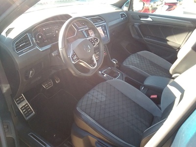 Volkswagen Tiguan R-Line 1.4 TSI eHybrid 180 kW (245 CV) DSG 13 Volkswagen Tiguan R-Line 1.4 TSI eHybrid 180 kW (245 CV) DSG 13