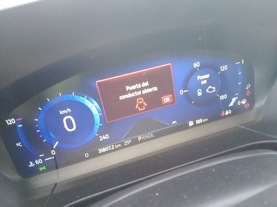 Ford Kuga 2.5 Duratec FHEV Titanium Auto 140 kW (190 CV) 8 Ford Kuga 2.5 Duratec FHEV Titanium Auto 140 kW (190 CV) 8