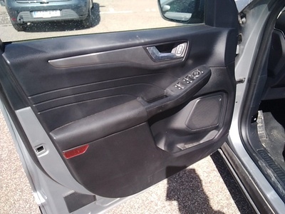 Ford Kuga 2.5 Duratec FHEV Titanium Auto 140 kW (190 CV) 10 Ford Kuga 2.5 Duratec FHEV Titanium Auto 140 kW (190 CV) 10