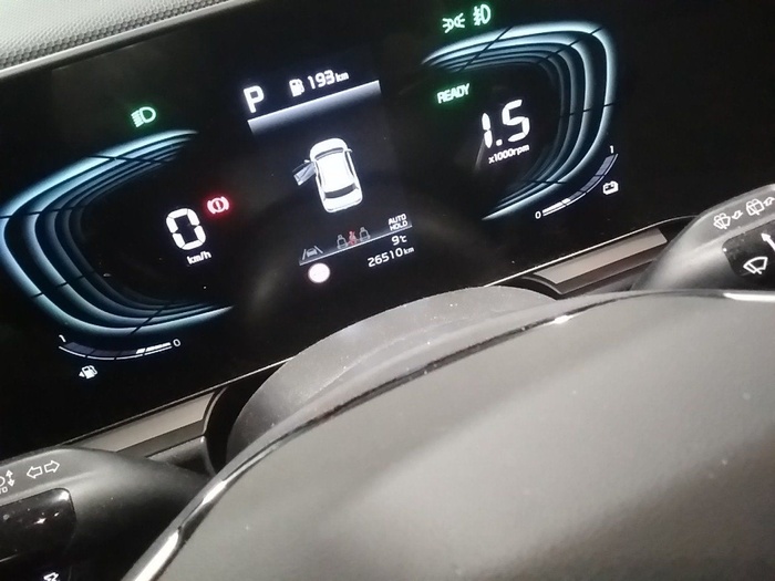 Kia Niro 1.6 GDi PHEV Drive 135 kW (183 CV) Vehículo usado en Madrid Kia Niro 1.6 GDi PHEV Drive 135 kW (183 CV) Vehículo usado en Madrid