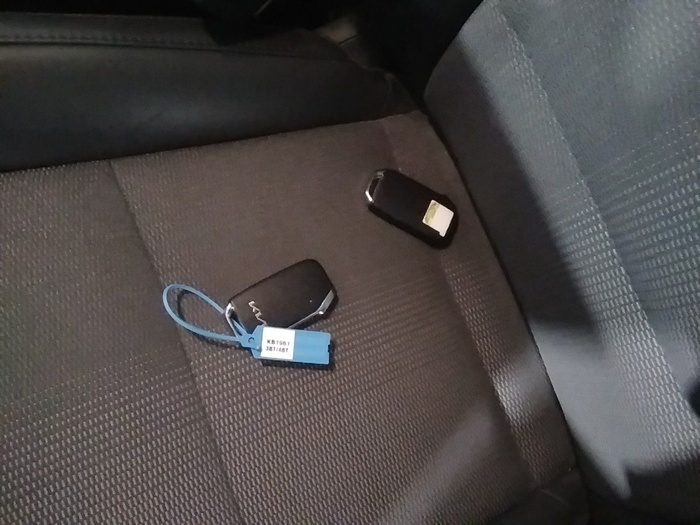 Kia Niro 1.6 GDi PHEV Drive 135 kW (183 CV) Vehículo usado en Madrid Kia Niro 1.6 GDi PHEV Drive 135 kW (183 CV) Vehículo usado en Madrid