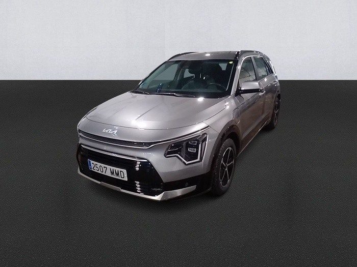 Kia Niro 1.6 GDi PHEV Drive 135 kW (183 CV) Vehículo usado en Madrid Kia Niro 1.6 GDi PHEV Drive 135 kW (183 CV) Vehículo usado en Madrid