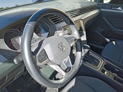 Volkswagen Passat Variant Business 2.0 TDI 90 kW (122 CV) DSG 7 Volkswagen Passat Variant Business 2.0 TDI 90 kW (122 CV) DSG 7
