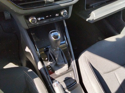 Skoda Kamiq 1.0 TSI Ambition DSG 81 kW (110 CV) 12 Skoda Kamiq 1.0 TSI Ambition DSG 81 kW (110 CV) 12