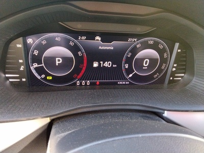 Skoda Kamiq 1.0 TSI Ambition DSG 81 kW (110 CV) 8 Skoda Kamiq 1.0 TSI Ambition DSG 81 kW (110 CV) 8