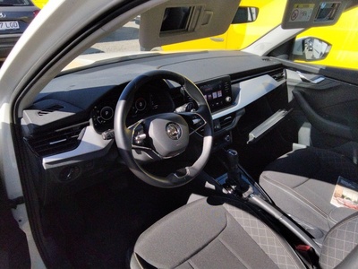 Skoda Kamiq 1.0 TSI Ambition DSG 81 kW (110 CV) 7 Skoda Kamiq 1.0 TSI Ambition DSG 81 kW (110 CV) 7