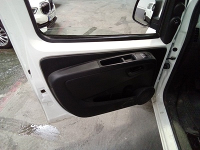 Fiat Fiorino Cargo Furgon 1.3 Multijet SX N1 70 kW (95 CV) 15 Fiat Fiorino Cargo Furgon 1.3 Multijet SX N1 70 kW (95 CV) 15
