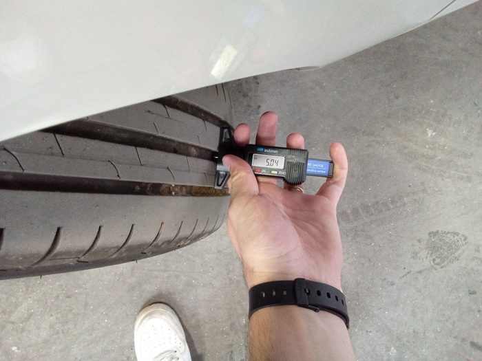 Fiat Fiorino Cargo Furgon 1.3 Multijet SX N1 70 kW (95 CV) Vehículo usado en Madrid Fiat Fiorino Cargo Furgon 1.3 Multijet SX N1 70 kW (95 CV) Vehículo usado en Madrid