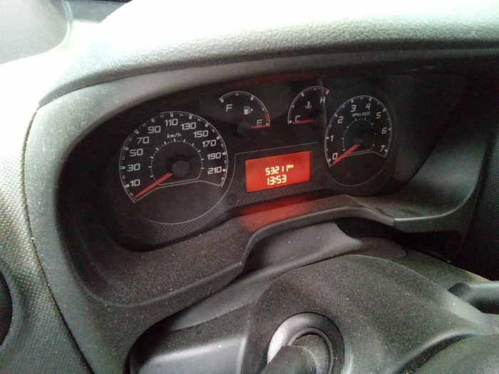 Fiat Fiorino Cargo Furgon 1.3 Multijet SX N1 70 kW (95 CV) Vehículo usado en Madrid Fiat Fiorino Cargo Furgon 1.3 Multijet SX N1 70 kW (95 CV) Vehículo usado en Madrid