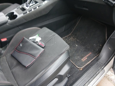 DS DS7 Crossback BlueHDi 130 DE Performance Line AT 96 kW (130 CV) 11 DS DS7 Crossback BlueHDi 130 DE Performance Line AT 96 kW (130 CV) 11