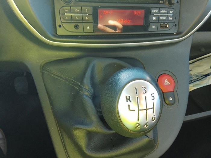 Renault Kangoo Furgon Profesional Blue dCi 59 kW (80 CV) Vehículo usado en Madrid Renault Kangoo Furgon Profesional Blue dCi 59 kW (80 CV) Vehículo usado en Madrid