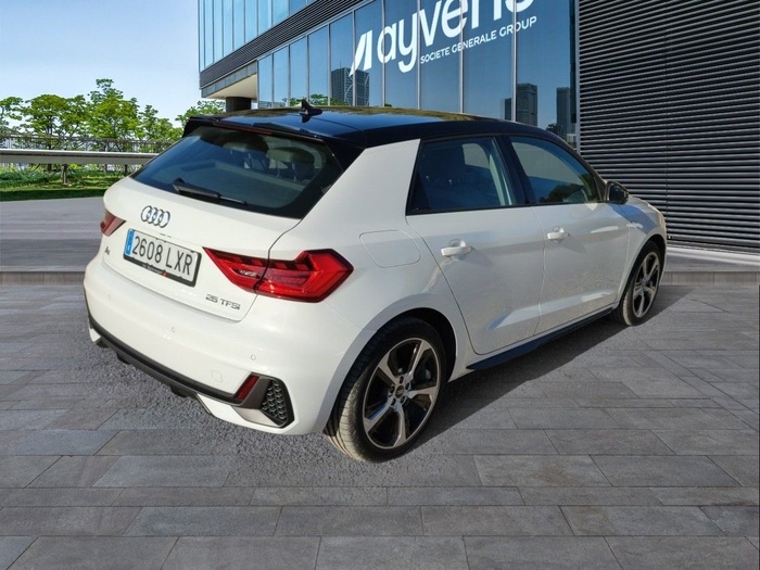 Audi A1 Sportback Adrenalin 25 TFSI 70 kW (95 CV) Vehículo usado en Madrid Audi A1 Sportback Adrenalin 25 TFSI 70 kW (95 CV) Vehículo usado en Madrid