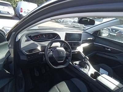 Peugeot 3008 BlueHDi 130 S&S Active Pack 96 kW (130 CV) 7 Peugeot 3008 BlueHDi 130 S&S Active Pack 96 kW (130 CV) 7